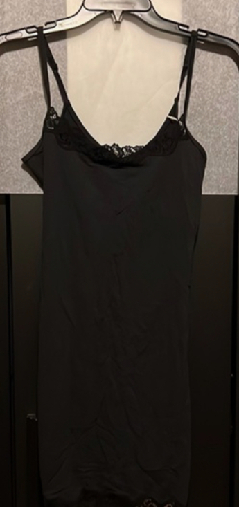 SKIMS Dresses & Skirts - SKIMS FITS EVERYBODY SHORT LACE SLIP DRESS NWT